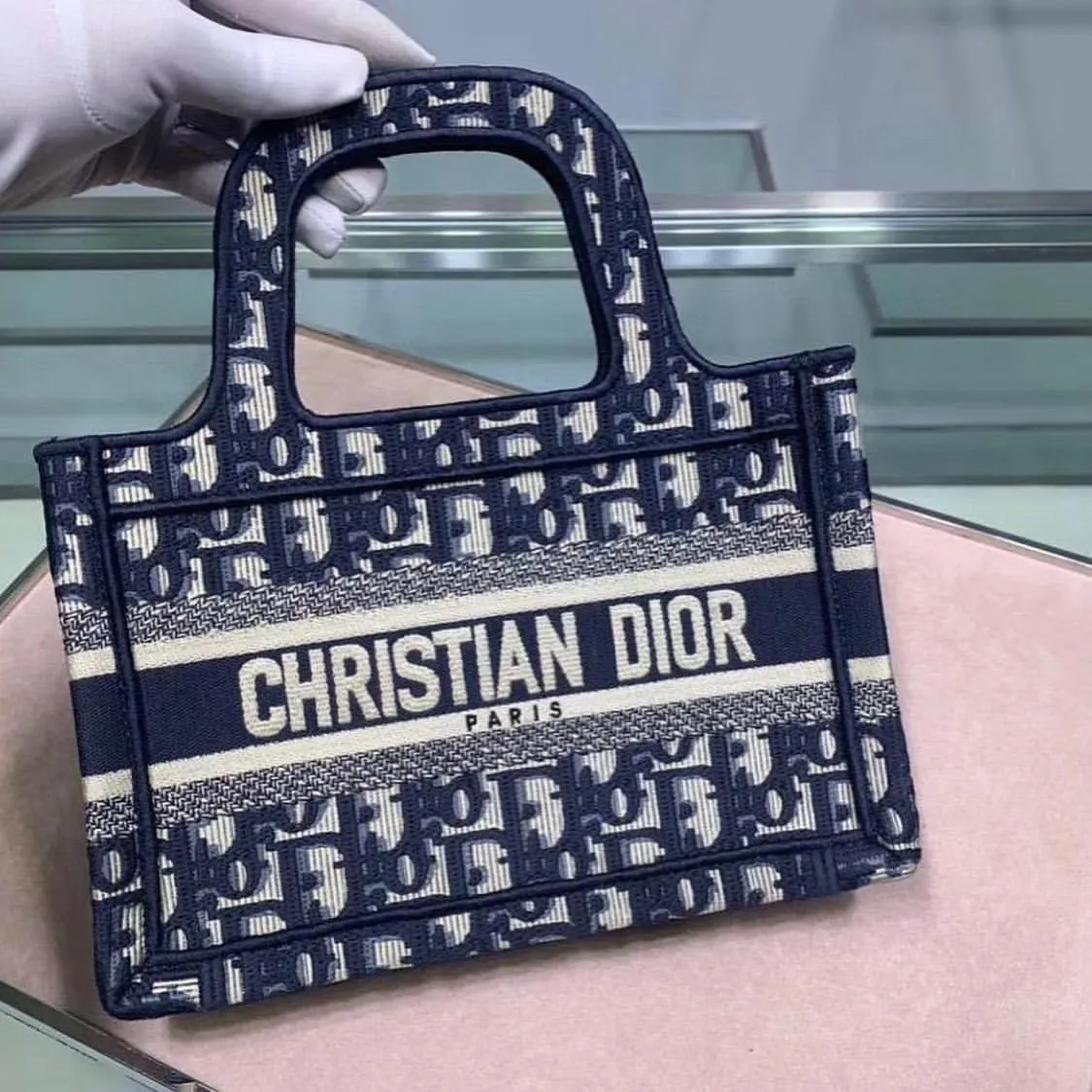 Designer Handbags - DOR - 6105