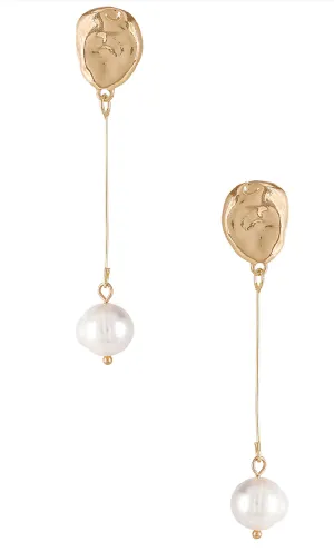Petit Moments 'Kylie Earrings'