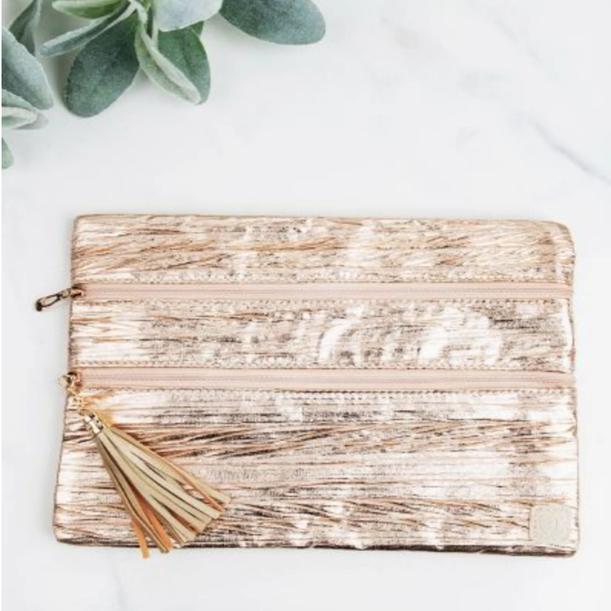 The Versi Makeup Bag