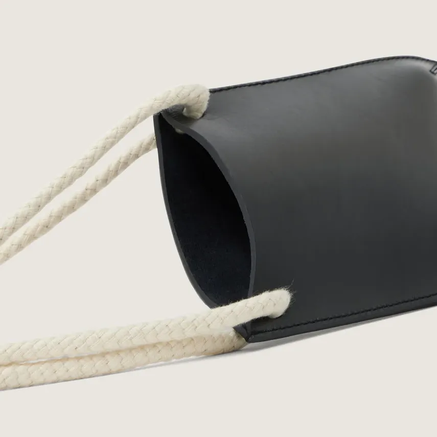 Union Clutch Bag (Black)